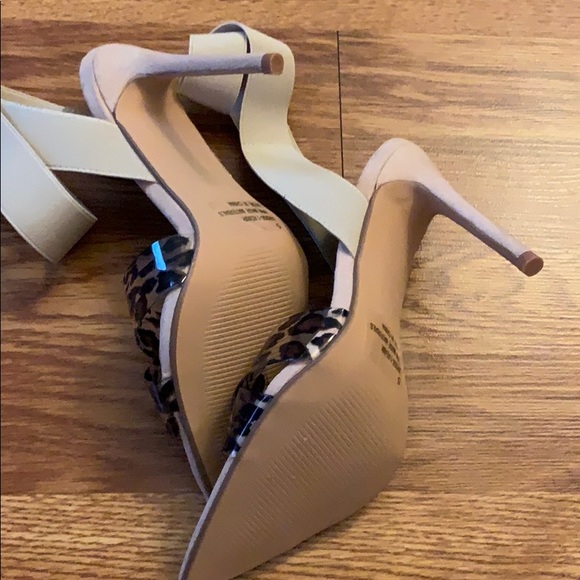 EGO Ankle Strap Open Toe Heel - Picture 2 of 3